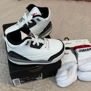 NEW 6c Jordan retro 3 Nike + socks
